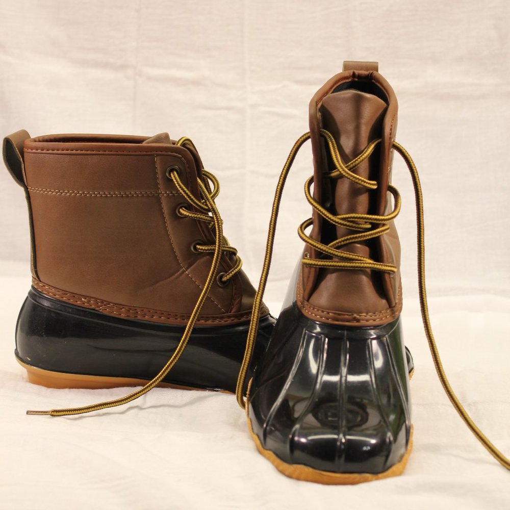 Duck like Rainboots